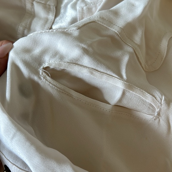 Beautiful vintage Moschino Jeans Button Down Blouse - Picture 13 of 13